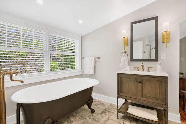 Coconut Grove - Master Bath Remodel (Clawfoot Tub)