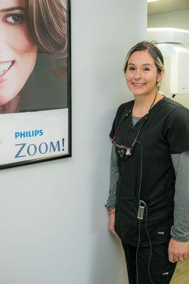 Zoom teeth whitening