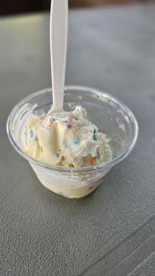 Birthday cake kids scoop