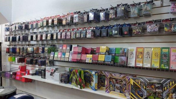 Pokemon, Magic, Yu-Gi-Oh!, FOW and accessories