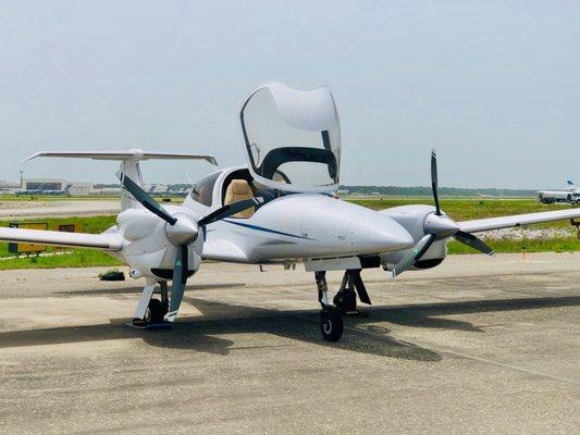 2015 Diamond DA42-VI