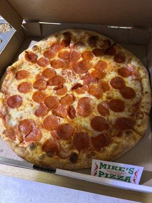 Pepperoni pie