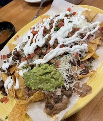 Nachos with carne asada