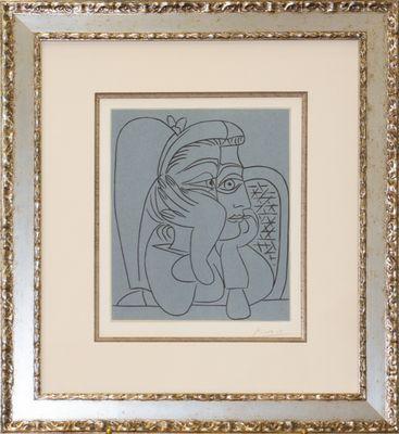 We selected a champagne frame and fillet with a double mat to beautifully display this signed lithograph by Picasso.