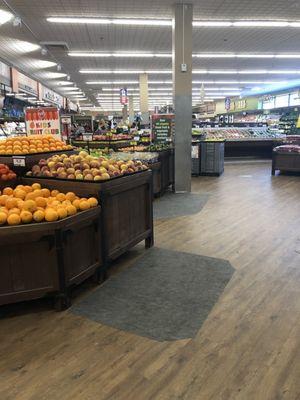 Big Y Naugatuck CT. Clean, well kept, and remodeled.