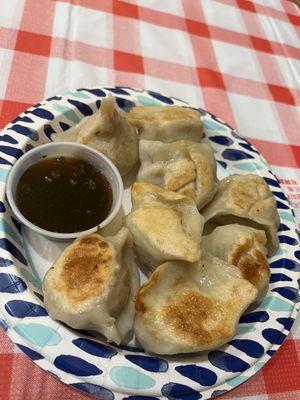 D5. Shanghai Style Pan-Fried Dumpling