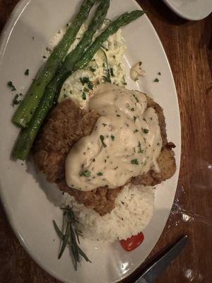 Veal Steak Cutlet with Sawmill Gravy