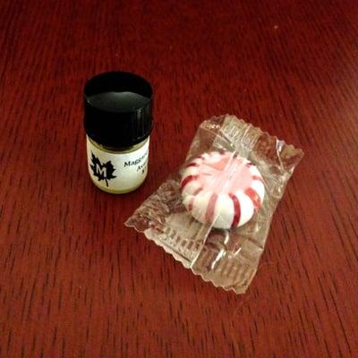 oil sample with peppermint for size comparison