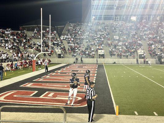 Liberty QB warming up