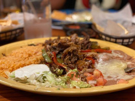 Los Cerros Mexican Grill