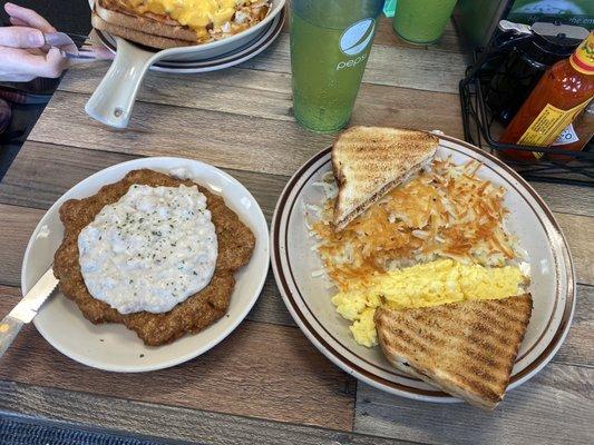 Awesome food, service and price! Would definitely recommend for the best country fried steak meal!