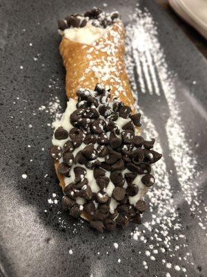 CANNOLI