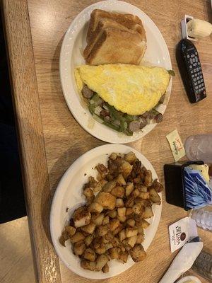 Omelette with 3 Items Home Fries