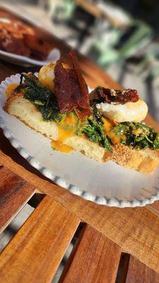 southern Italian benedict with crispy pepperoni, pane Siciliano, hollandaise and kale