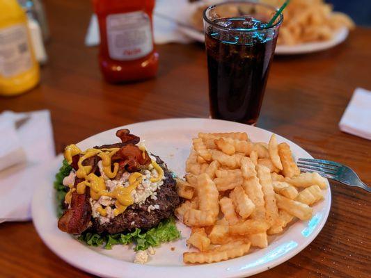 Bacon blue cheese burger without bun