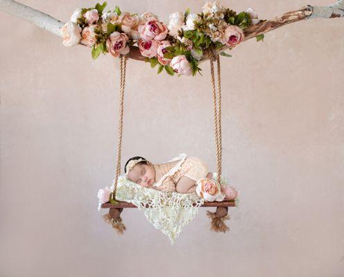 Newborn photoshoot. Ramina Magid Photography