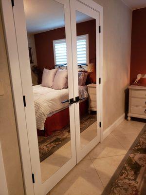 Bedroom closet doors /magnetic closure /mirrored