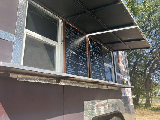 Truck's open for business next to Sunny's and there's a big picnic table if you want to eat al fresco. 08AUG24