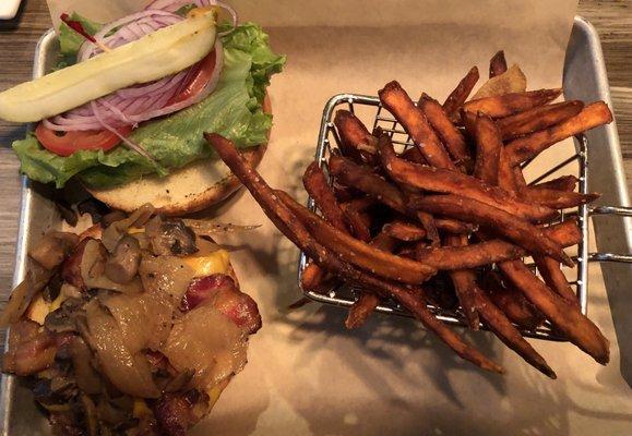 The Tommy Burger with a turkey patty, sweet potato fries done crispy. Delicious!