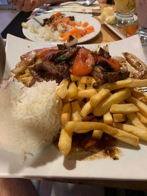 Lomo Saltado