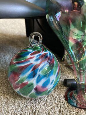 One of 2 ornaments, the colors and textures are amazing!