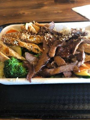 Kobe Beef and Teriyaki Chicken & Veg Very disappointing! Kobe is tough and chewy