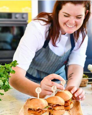 Liz cooking up some yummy vegan lunch