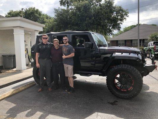 Former '99 Tampa Bay Buccaneers Kicker Martin Gramática's 2010 Jeep Wrangler and Cars Unlimited family and myself!