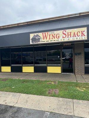 THE WING SHACK ON JOHN BARROW RD.