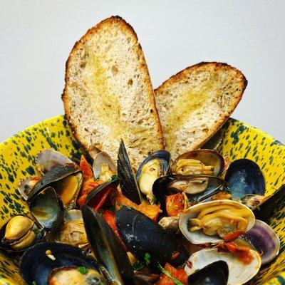 Non Cred | Zuppa di Cozze e Vongole