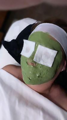 Seaweed mask amazing for anti-aging and detoxing the skin. Available in signature facial or advanced age defining facial