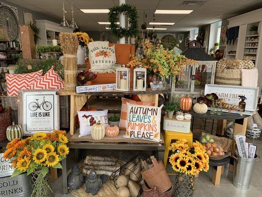 Fall has arrived at Rustic Seasons!