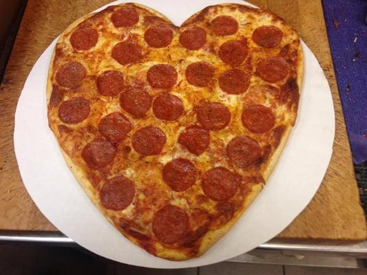 Valentine Day Pizza