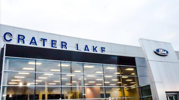 Crater Lake Ford Lincoln Exterior