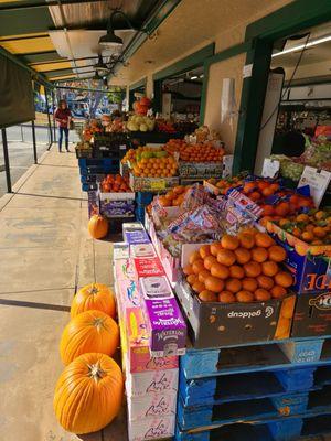 Capitola Village Produce Market