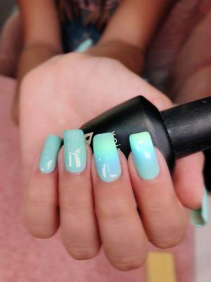 Ombre gel nails