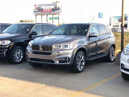 Come check out this beautiful BMW X5