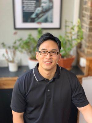 Douglass Cheng, DC L.Ac - Chiropractor & Acupuncturist