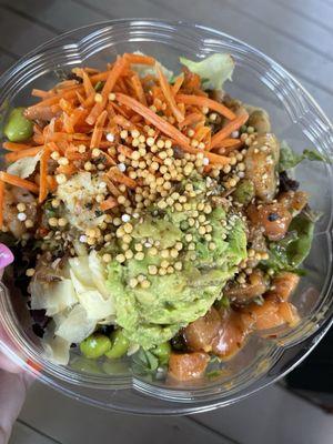 Poke sushi bowl