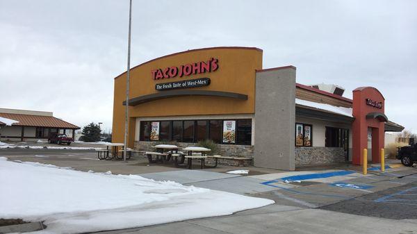 Front and side view of restaurant