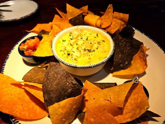 Queso Crab Dip!