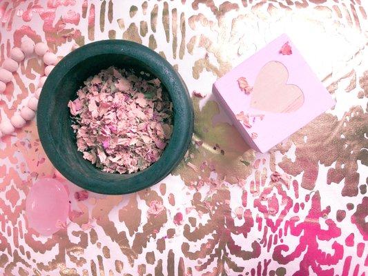 Goddess Herbal Blend with Rose Petals for Optimal Postpartum Rejuvenation