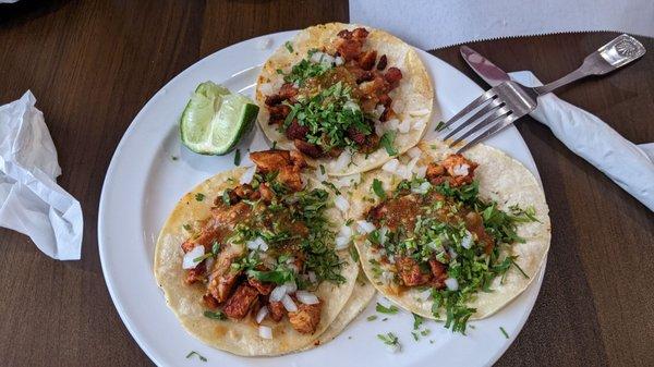 Pollo asado tacos