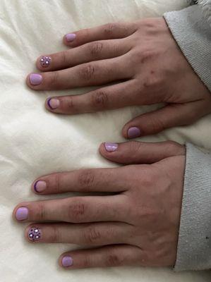 This manicure for a 10 year old, is worth $65 dollars. Design in 2 nails $20, and no chip nail polish $40. And the rest tip!