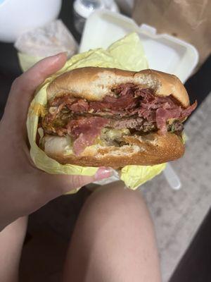 Pastrami burger