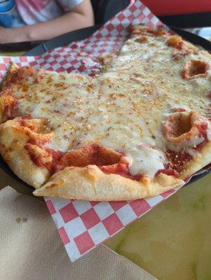 Cheese pizza