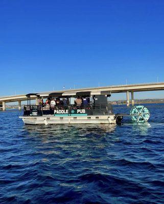 Paddel pub San Diego number one party boat