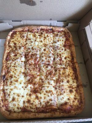 1/2 sheet cheese pizza