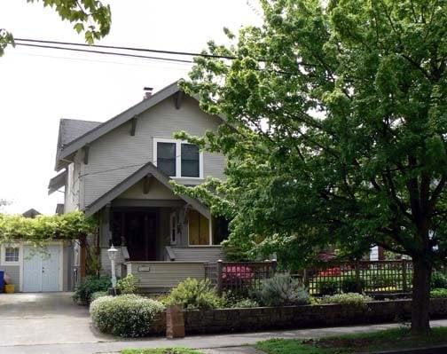 front, everett street guesthouse