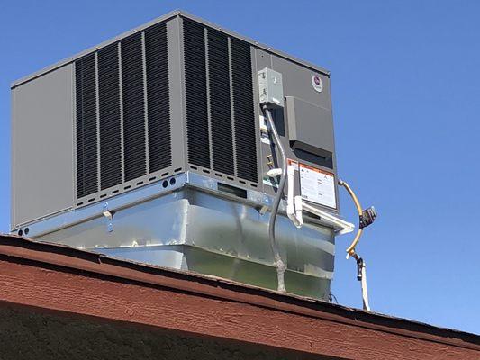 3 ton 14 Seer Rheem Package unit